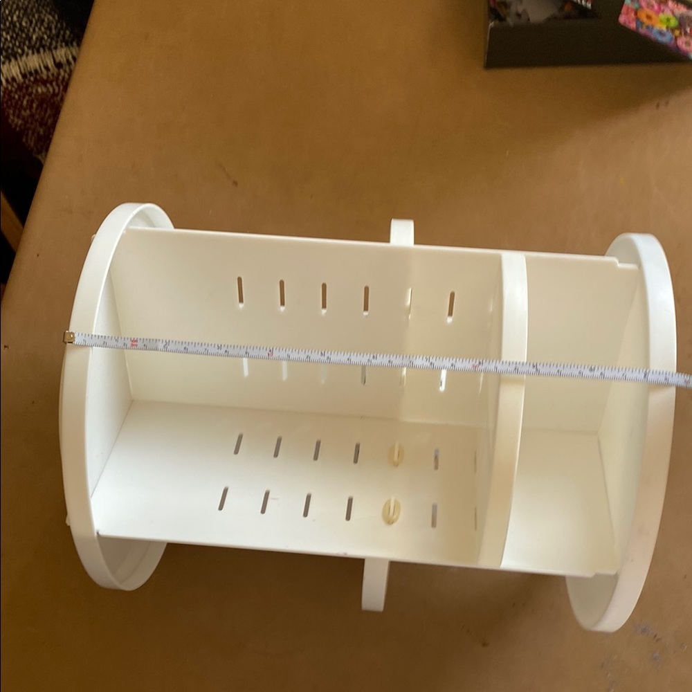 White Rotating Organizer - Picture 2 of 8